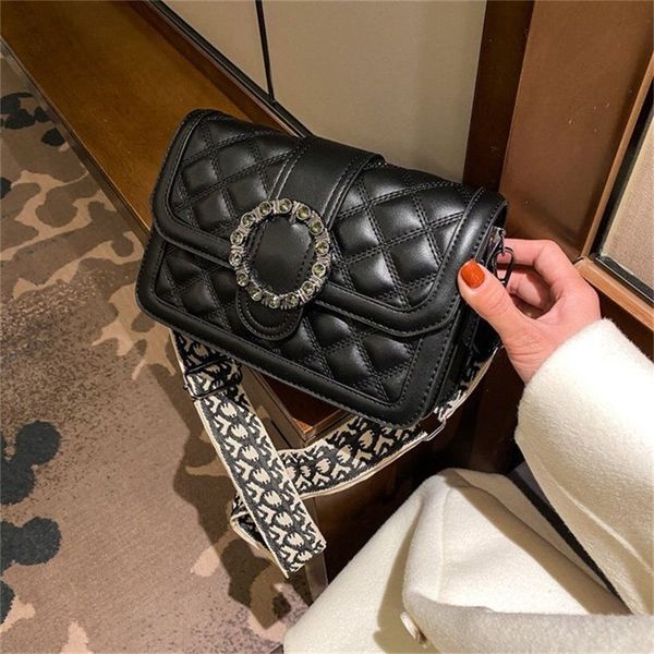 

fashionable style versatile one messenger high-grade simple small 2ap