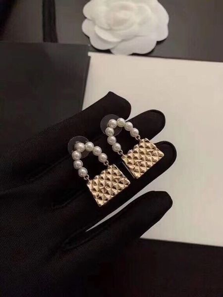 2020 nova marca quente moda jóias para mulheres saco de ouro design brincos festa pérola saco brincos c nome selo saco preto brincos