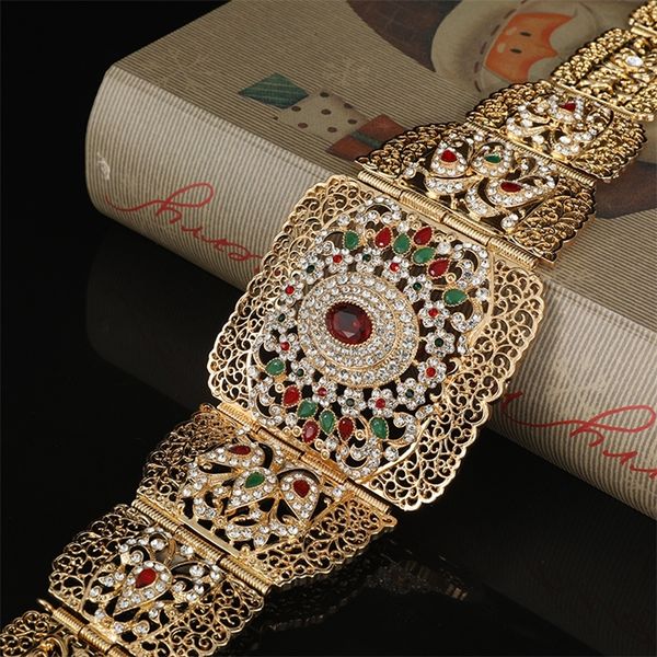 Stile europeo Squisiti strass Cintura d'oro Scavato Fiore Cristallo Caftano Catena del ventre Lady Regalo in metallo 220712