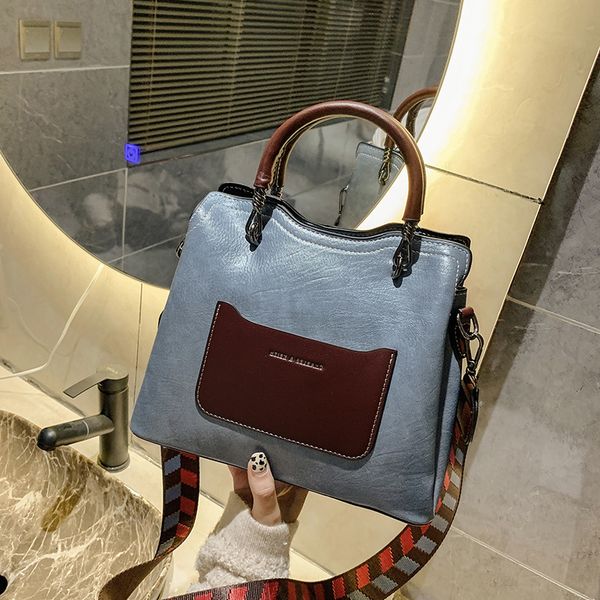 

designer bags women's new 2022 messenger simple boston commuter shoulder