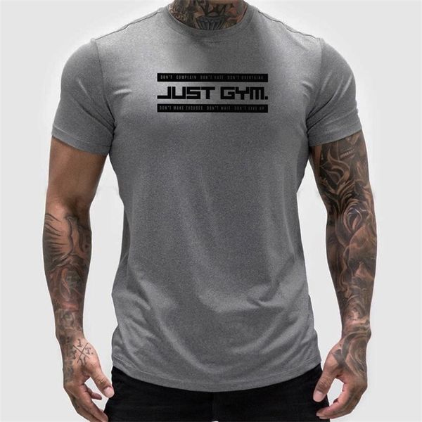 Maglietta da uomo di marca Jogging Sporting Slim Tees Camicia da uomo Just Gym Fitness Maglietta a maniche corte Bodybuilding Abbigliamento Allenamento Top 220621