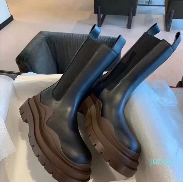 2022-luxury Winter Brand Tire Feminino Feminino Botas de borracha Sola de borracha Chelsea Martin Booties Knight High-Boots Party Party Wedding Combat Booty