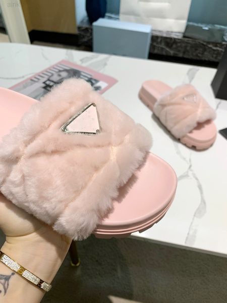 

autumn and winter slippers non-slip slide embroidery decoration upper 2 cm porous rubber sole tire convex size 35-40, Black