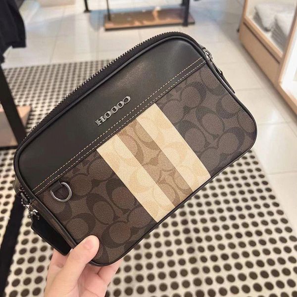 

designer bags 2022 new men's camera old flower color matching chest leisure double zipper single shoulder diagonal small square