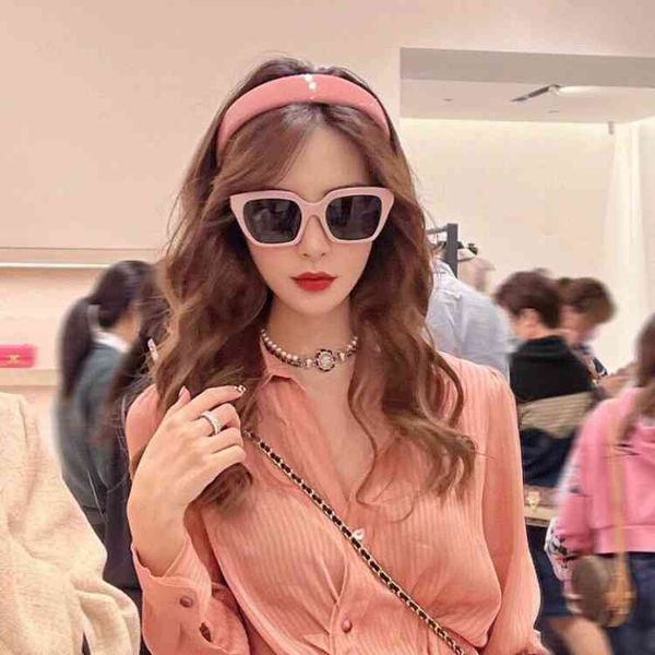 

2022 brand trend fashion sunglasses for men and women 22 saic family arc de women's red same pink white frame, White;black