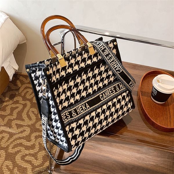 

women's large capacity texture versatile portable commuter small one tote large 45% off sell online