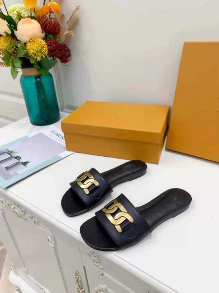 

2021 woman slipper fashion lady sandals beach thick bottom sell well slippers platform alphabet rubber high heel slides shoe 0718, Black