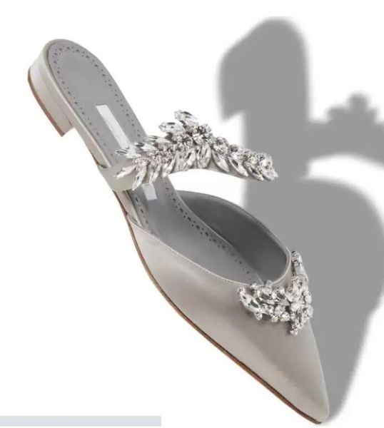 2022 Знаменитые летние женщины Lurum Sandals Flat Satin Crystal, вставленные женски