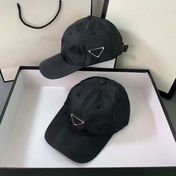 Designer de luxo casquette bola bonés boné cor sólida chapéu metal triângulo logotipo pcgxx