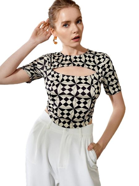 

allover geo print cut out curved hem tee 99ct#, White