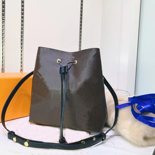 

luxurys designers bags fashion womens cross body printed handbag ladies genuine leather shoulder bag purse bucket handbags m44022