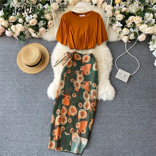 

neploe print suit women simple all-match t-shirt high waist chic button irregular split lace up skrit two piece set 210302, White