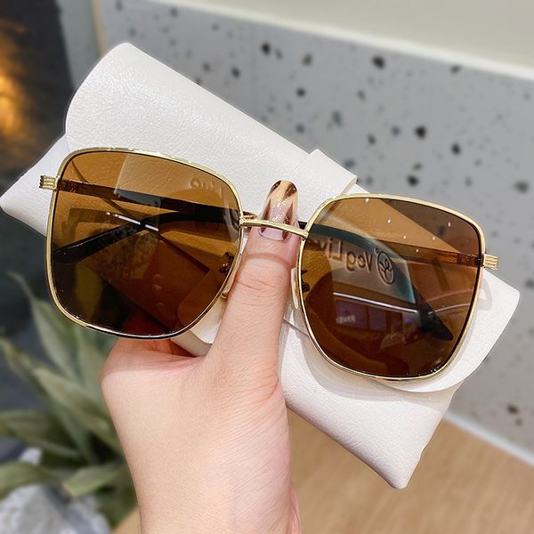 

2022 new trend shades men's big frame fashion sunglasses women's cool metal driving, White;black