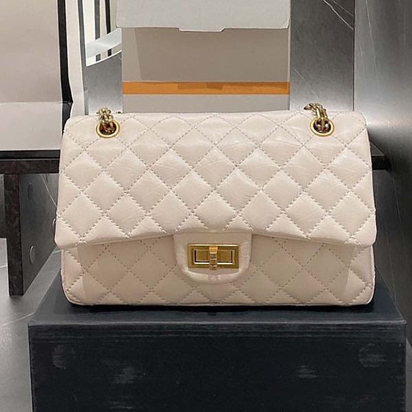 

senior sense light luxury sheepskin bag 2022 autumn and winter new leather small fragrant wind chain bag women 02