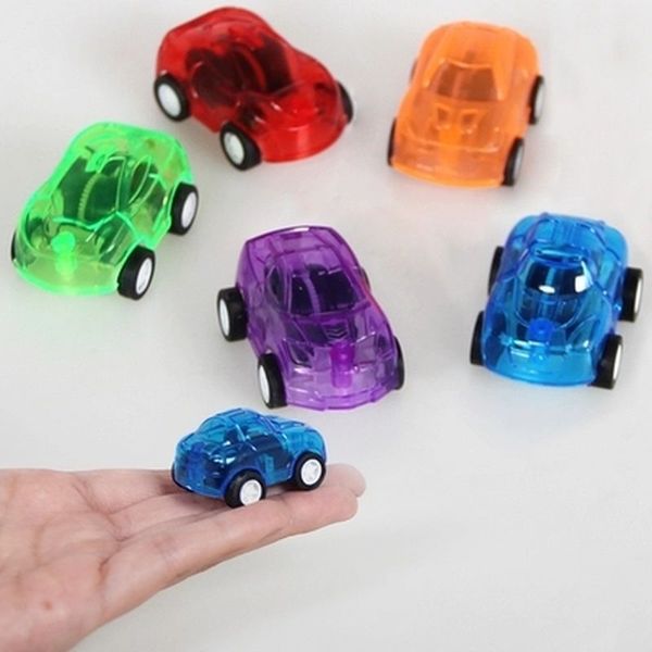 Puxar de volta os brinquedos de festas de aniversário de mini carros de carrocer