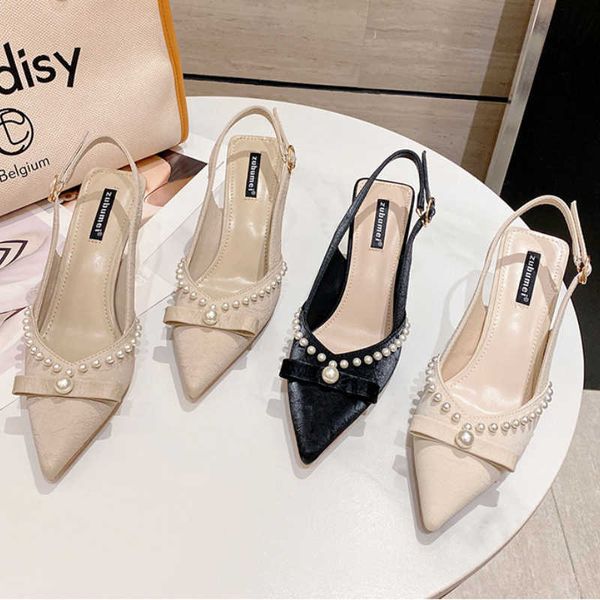 

2022 korean women's fashion chain shoes female summer pearl pointed thin fairy wind baotou sandals classic luxury high heel, Black