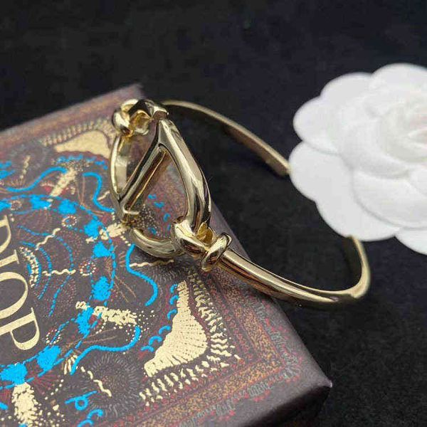

jewel 2022 new open-ended bracelet fashion trend simple temperament advanced sense men and women lovers bracelet, Golden;silver