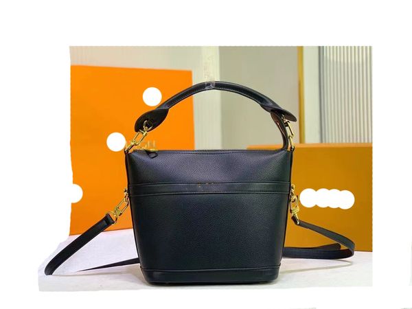 

latest shoulder bag luxury designers monograms cruiser handbags fashions steamer classics handbag fashion luxurys brands crossbody bags