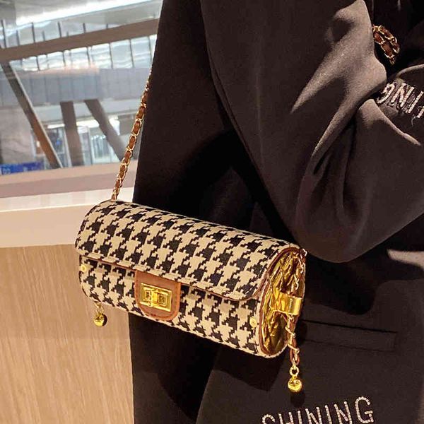 

bags handbags french minority small women's 2022 fashion chain messenger spring and summer single shoulder cylinder, Black;red