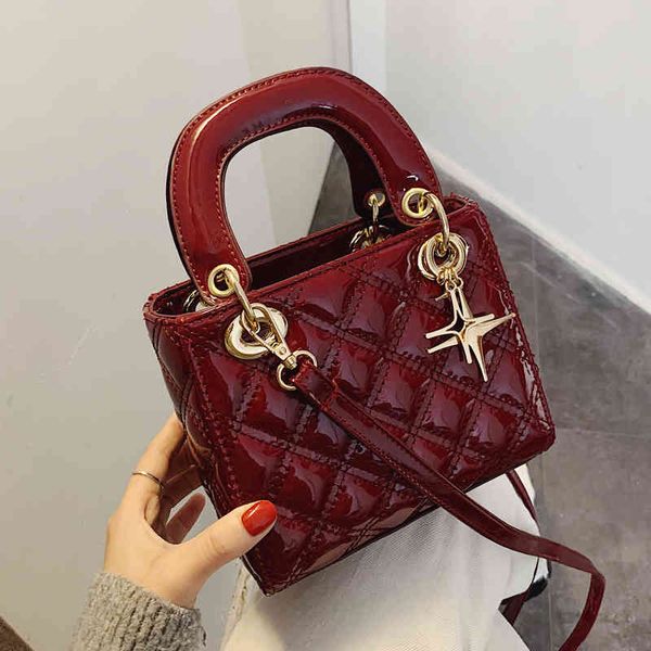 

women's fashion personality trend brand bag wholesale net popular small female 2022 new korean version versatile msenger ins handbag