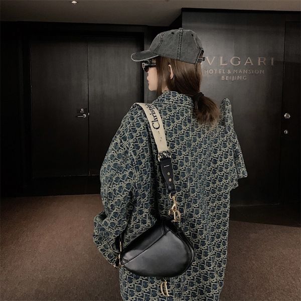 

2022 spring and summer new couple style bullet screen all over printed long sleeved denim casual shirt coat for men and, White