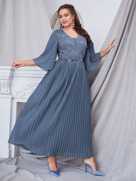 

plus butterfly embroidery pleated hem belted dress 15et#, Black