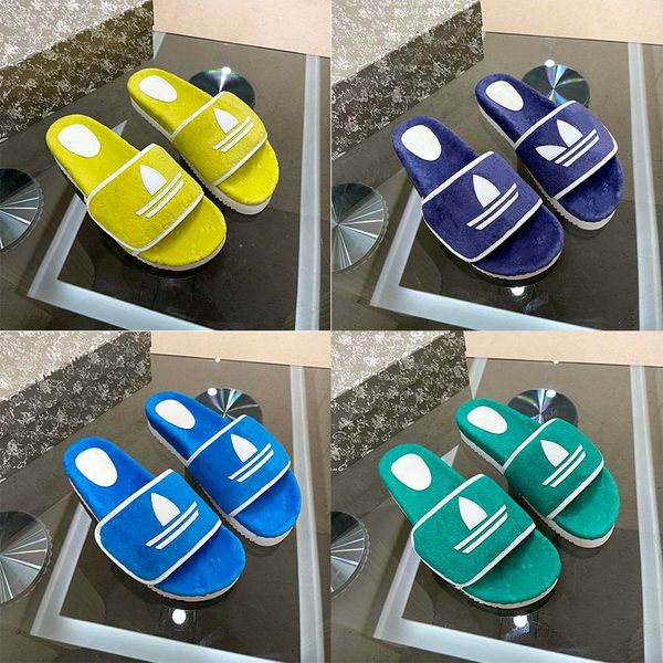 

luxury sandal designer slides for women black slippers shallow beach leisure indoor lace lock box full set platform sandals wedge fuzzy hous