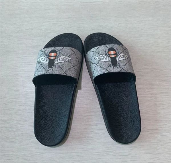 

designer slippers men women slides with box dust bag card shoes bloom web black floral strawberry print slide leather rubber red sandal summ