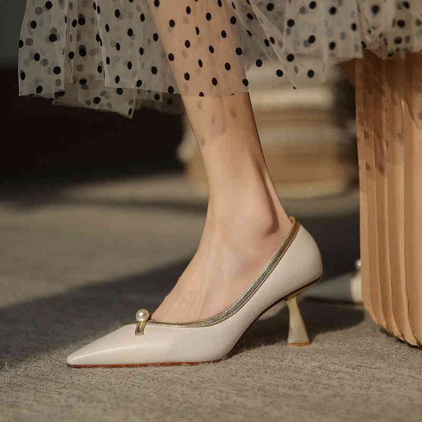 

sandals autumn peach shaped heel shallow mouth pointed pearl single shoes korean version simple temperament women 3y1z, Black