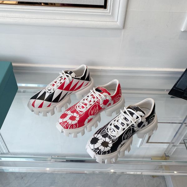 

metal triangle sign irregular platform sneaker couple models dad shoe triangular geometric flowers leaves print women men outdoor casual sho, Black
