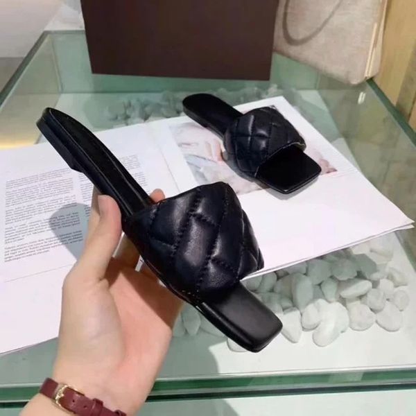 

2022 luxury sandals designer slippers brand slide flip flops genuine leather women casual shoes sneakers trainer by shoe10 042, Black