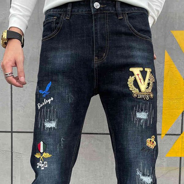 

men's ripped jeans autumn and winter new personalized brand embroidery fashion slim fit elastic leggings, Blue