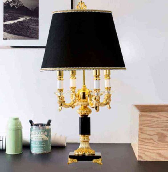 Lux luminária de lâmpada de cabeceira de mesa de cristal preto de alta qualidade Lâmpadas de cabeceira de cabeceira Brief Decoração moderna Lâmpada de mesa LED H220423