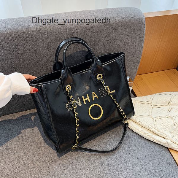 

luxury women's classic handbags beach bags brand ch metal badge tote bag designer small mini evening handbag female capacity large leat, Black;red