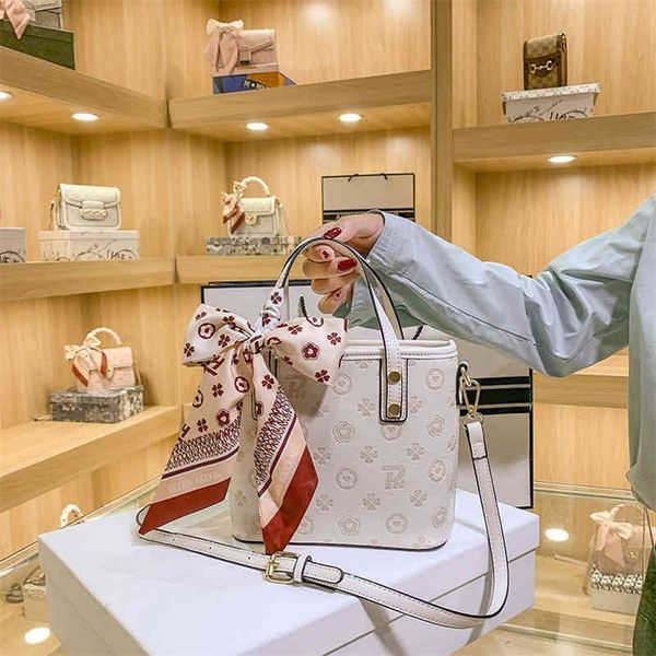 

offers cabinets at 80% off handbag hands summer red portable single shoulder diagonal bag goods