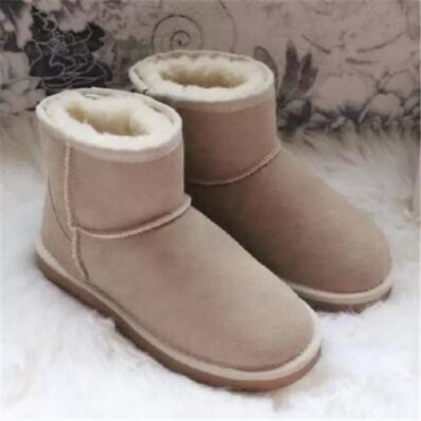 

sell new ausg classic women keep warm boots 585401 women mini snow boot us4-11 transport multicolor, Black