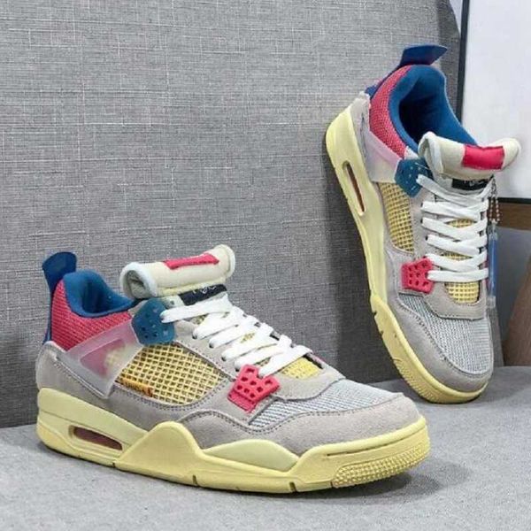 

sail man university blue fire red 4 metallic jumpman oreo metallic, Black