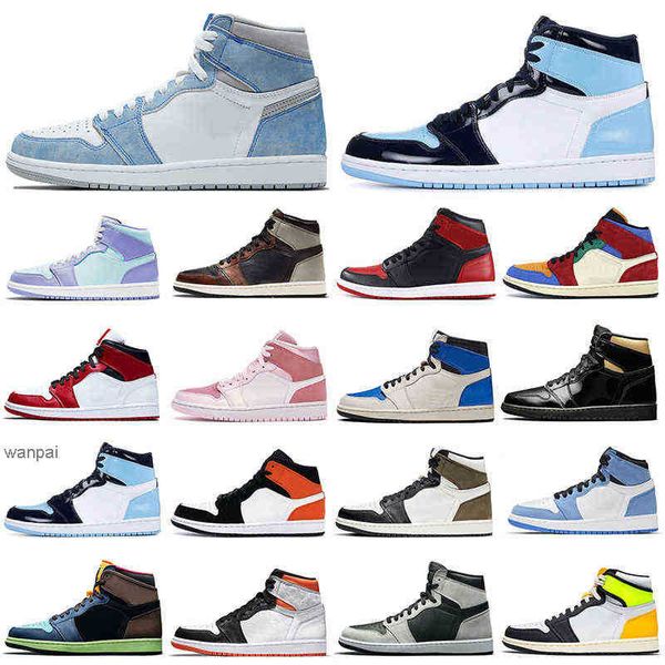 

2021 1s men basketball shoes 1 hyper royal banned bred shadow chicago women mens trainers sports s og designer shoes, Black