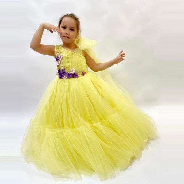 Abiti da ragazza Affascinante giallo Kid Tulle Pageant con fiocco Spalla Ball Gown Flower Girl Vestaglie Fiori Lunghi abiti da festa ChidGirl's