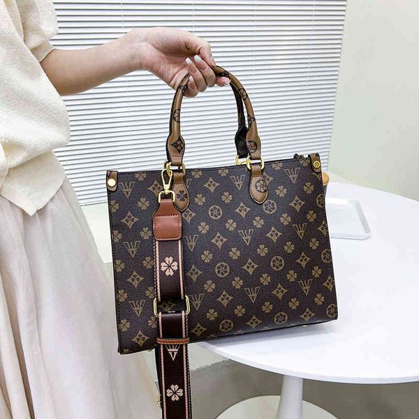 

factory outlet textured soft leather women's fashion large capacity shopping contrast color portable shoulder atmosphere underarm bag