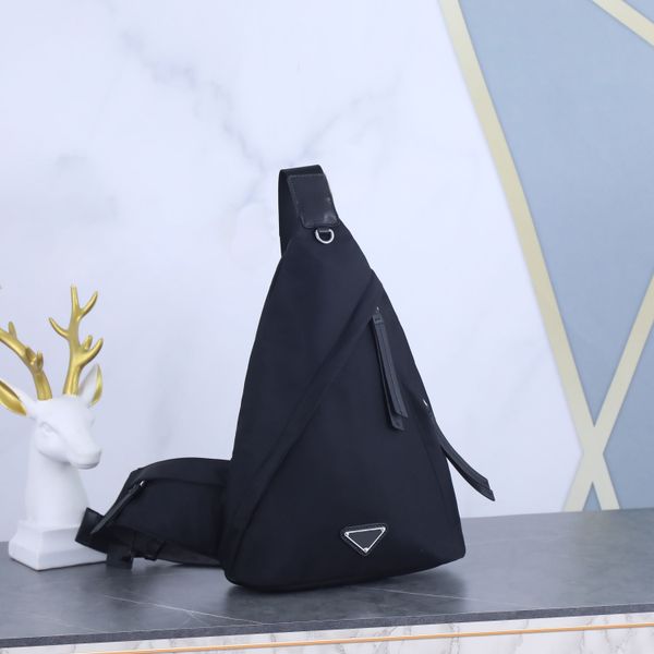 

p ad classic 2vz shoulder messenger bags 092 simple light fashion body style is somewhere between backpack and shoulder bag