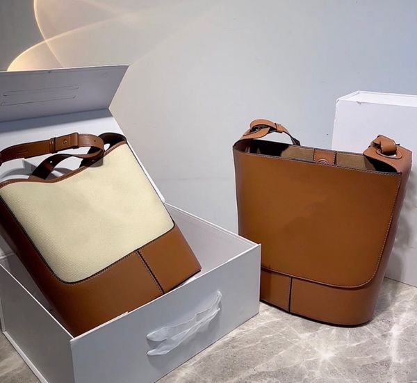 

new women's underarm messenger bag large capacity elegant high-end luxury simple atmosphere luxury designer senior matching gift box