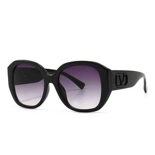 

rock style round metal inlaid with modern charm zebra pattern sunglass 2086, White;black