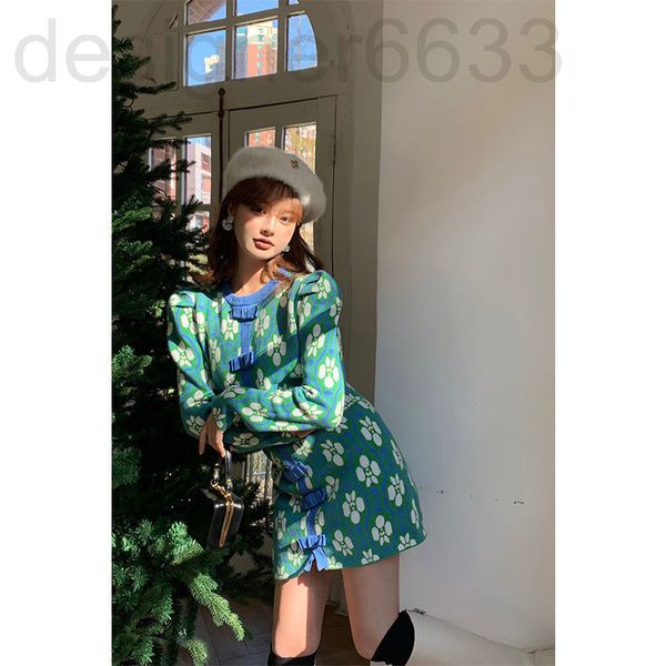 

two piece dress designer 8883# xiaoxiangfeng salt department wear a small green celebrity knitted skirt, two-piece suit, female autumn and w, White