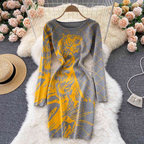

teeuiear slim tiger print autumn bodycon knitted sweater short dress casual winter party sheath dress women stretch mini dress y220413, Black;gray