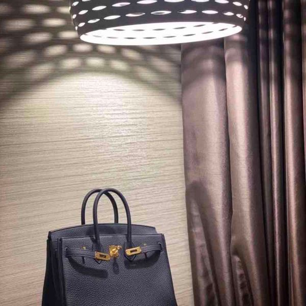 

designer luxury birkinss handbags cowhide layer of the first made into platinum bag by hand, which is only 30 pieces tt