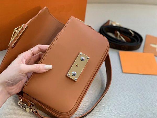 2022 Spring Show S-Lock Swing Umhängetaschen Echtes Kalbsleder Ein langer Riemen Cross Body Jacquard Canvas Trim Futter Handtaschen Blumendruck Baguette Fashion Flap Bag