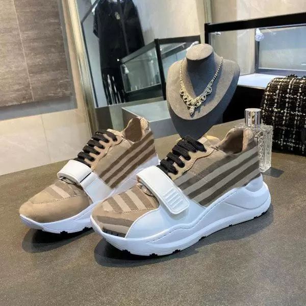

2022ss newst designer vintage mens casual shoes brand outdoor sports classic tassel party sneaker shoe plus men flats designers size 38-45, Black