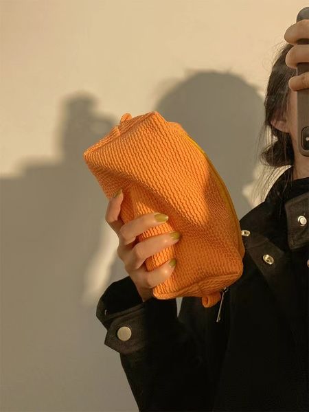 

fashion beautiful soft cosmetic bag make up cases convenience box