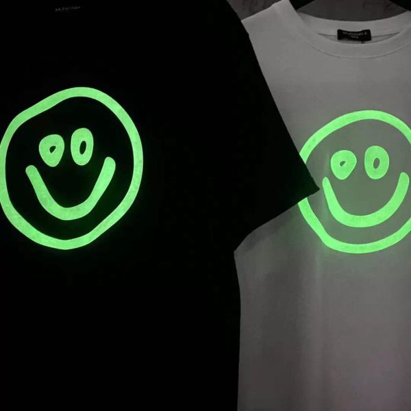 

2022 fashion smiley faces glow in the dark tee t-shirt mens womens designer streetwear hip hop t -shirts men 's luxury bb oversize cott, White;black